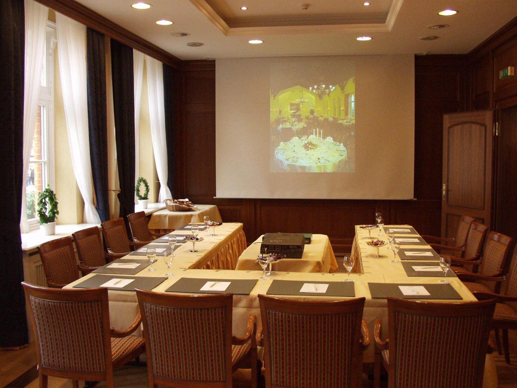 Hotel Altes Gymnasium Husum  Luaran gambar