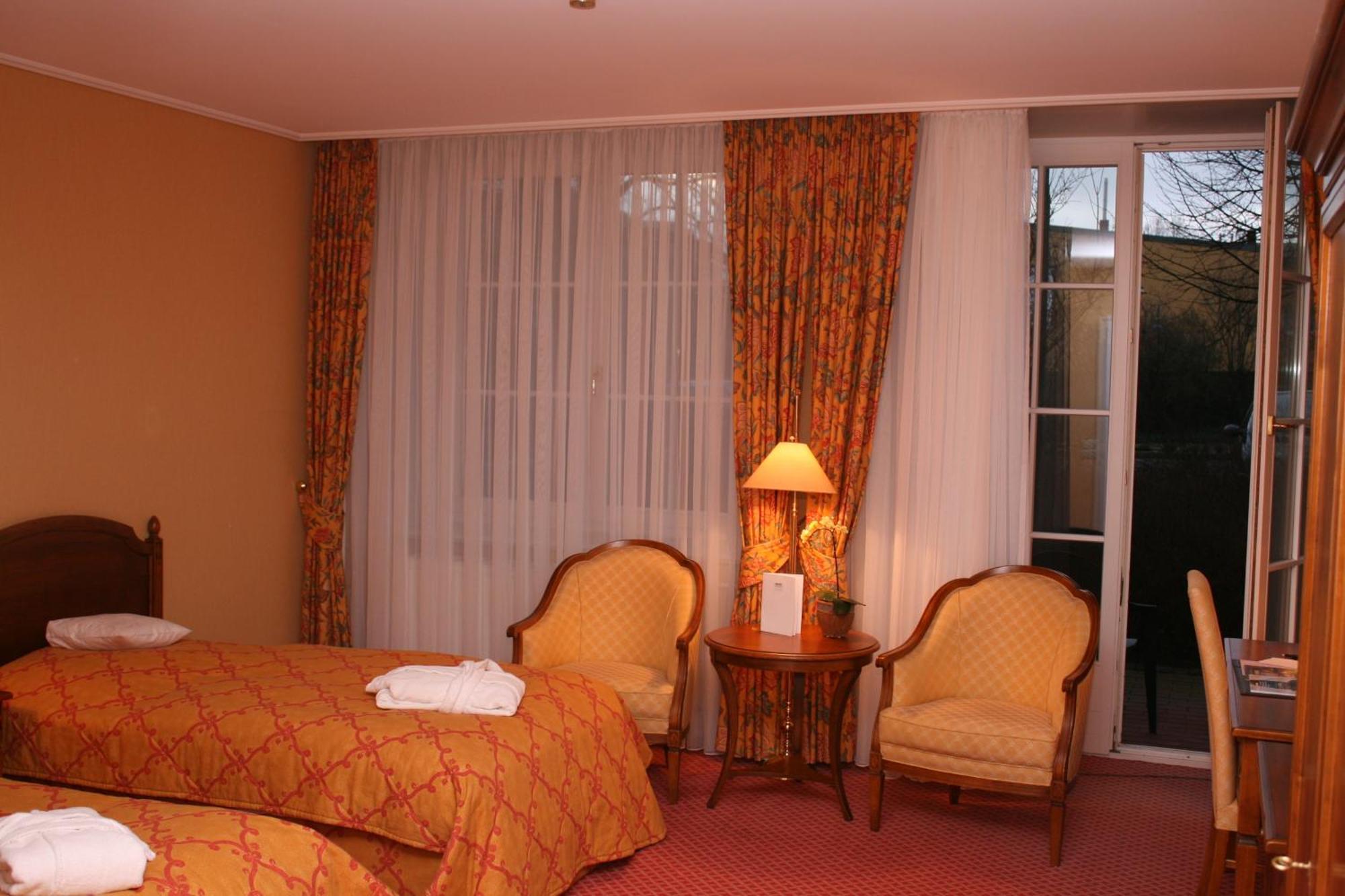 Hotel Altes Gymnasium Husum  Luaran gambar