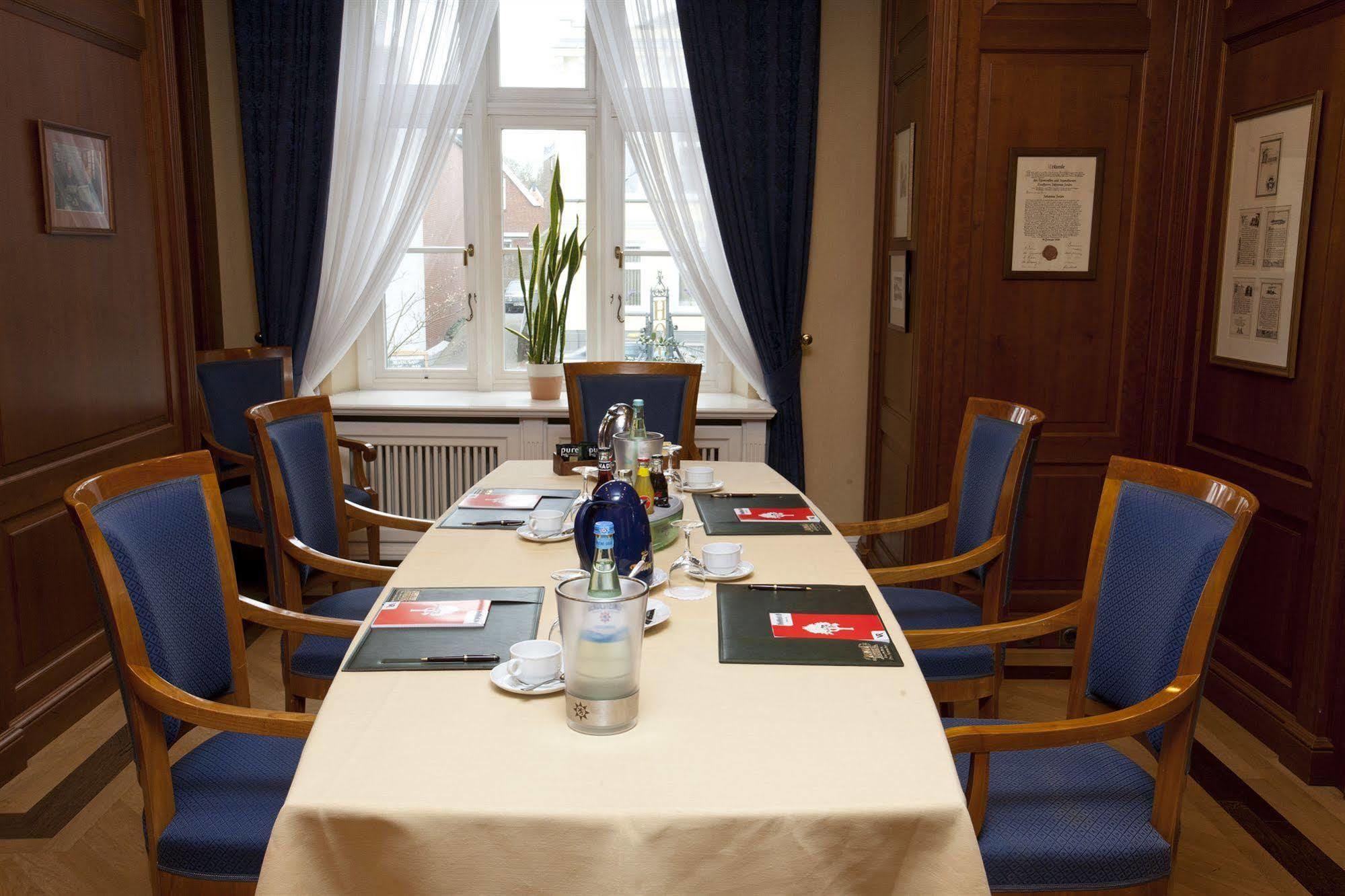 Hotel Altes Gymnasium Husum  Luaran gambar